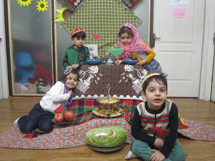 کودکان رویشی در شب یلدا