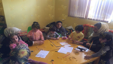 افزایش قدرت توجه و تمرکز هماهنگی چشم ودست بهبود رابطه عاطفی  مادر و کودک