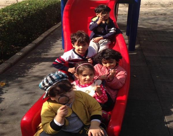 طبیعت گردی با کودکان رویش