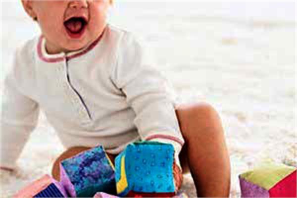 چه  اسباب بازی برای کودکم بخرم؟